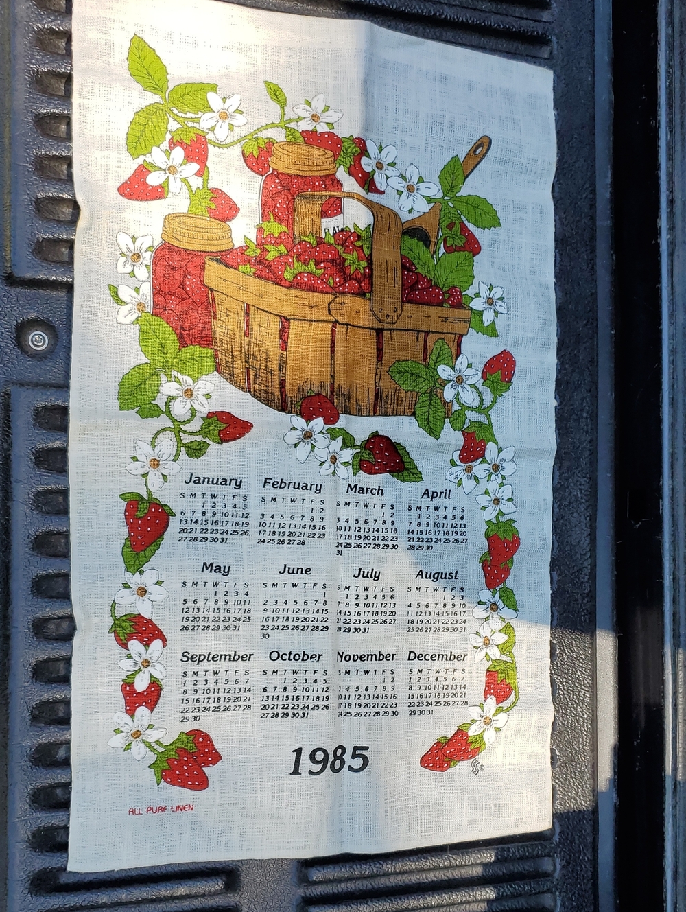 Vintage 1985 Calendar Linen Tea Towel Cloth Kitchen Fabric